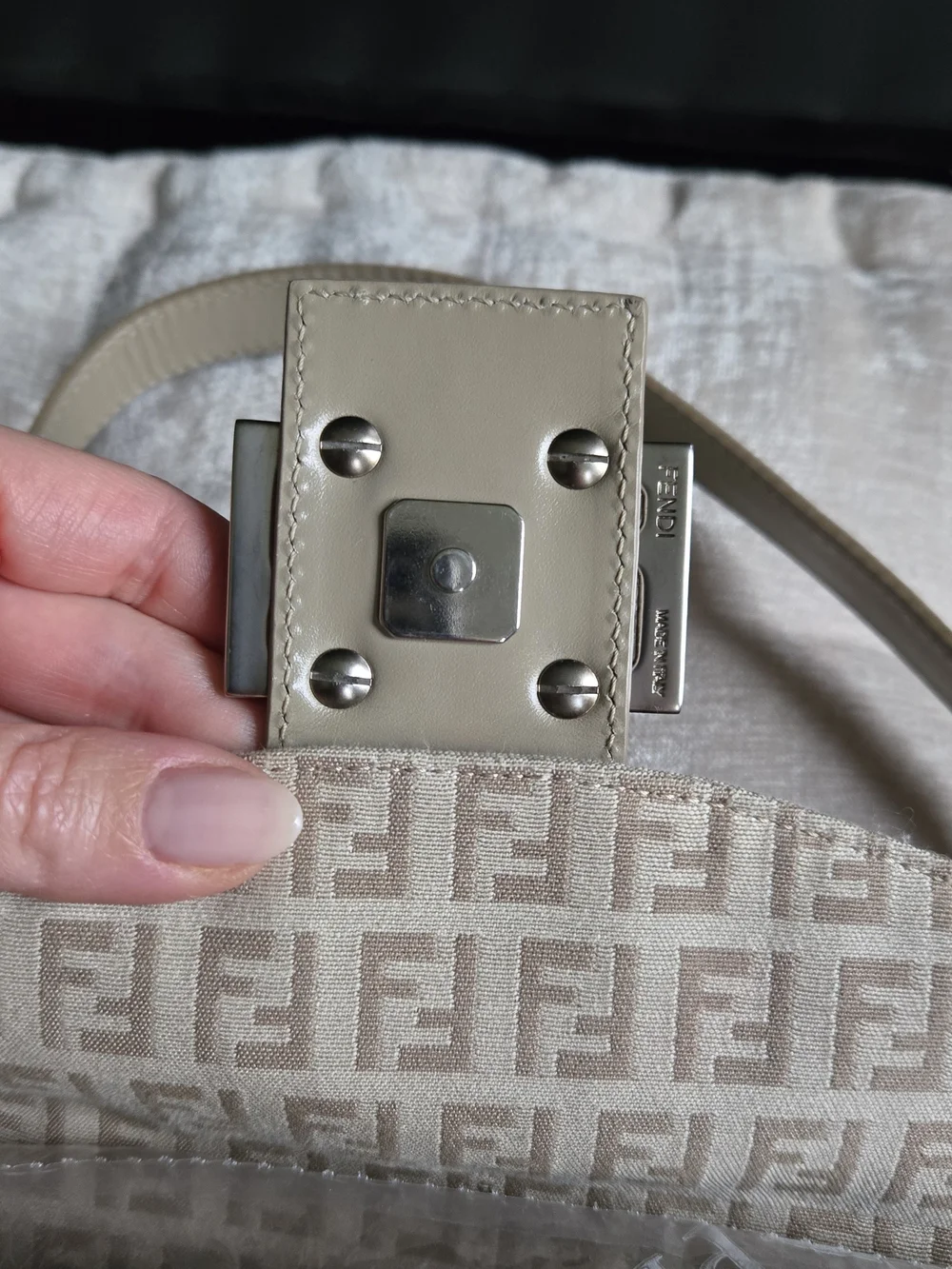 Fendi Zucchino FF Baguette - Picture 9 of 16